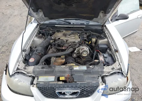 2001 Ford Mustang из США, поврежденный, VIN 1FAFP44461F132453